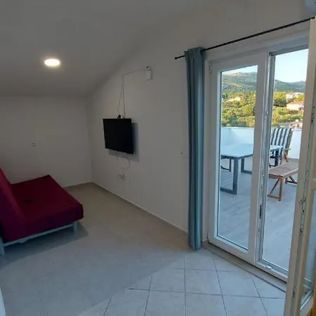 Διαμέρισμα Mlinar-two Bedroom Seaview - Ugasen Grebaštica