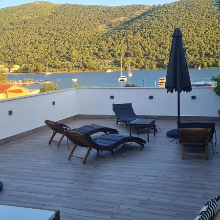 Mlinar-two Bedroom Seaview - Ugasen